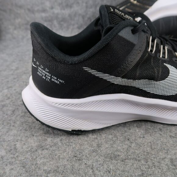 Nike Shoes Womens 9.5 Athletic Sneaker Quest 4 Running Trainer Black White Sport - Picture 14 of 16